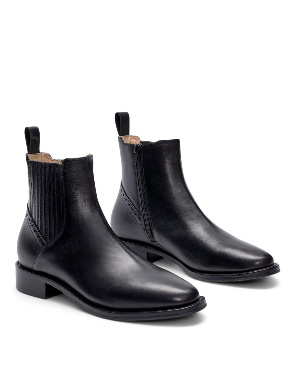 Bared Tomtit Women’s Black Leather Chelsea Boots size 35 (US 5)